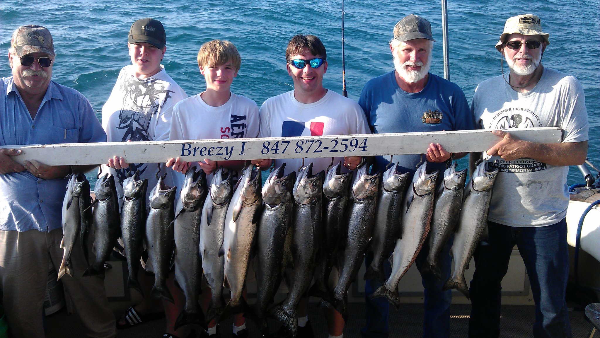 affordable lake michigan salmon charter