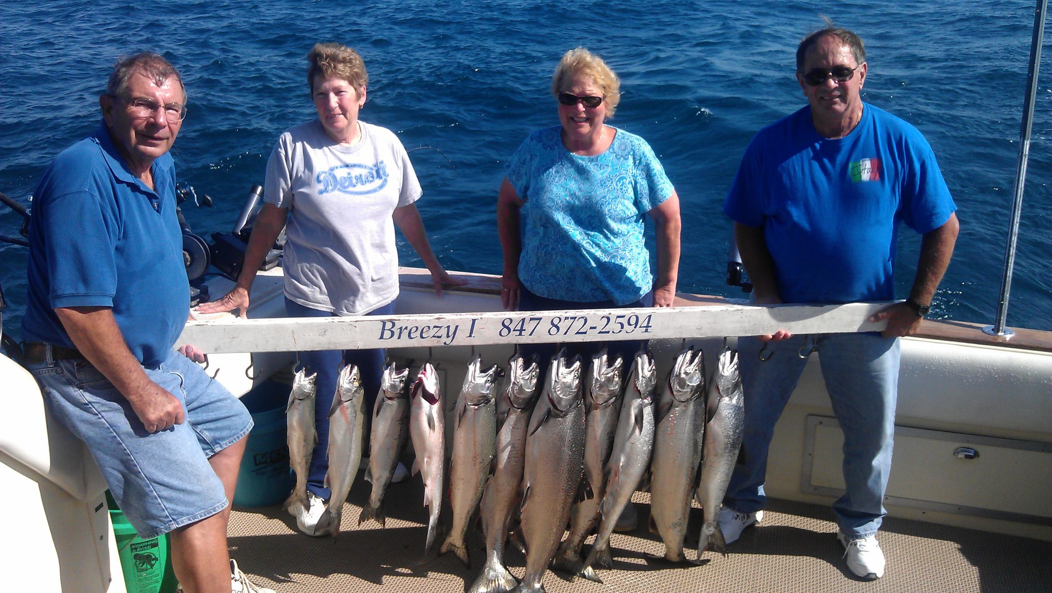racine salmon charter fishing